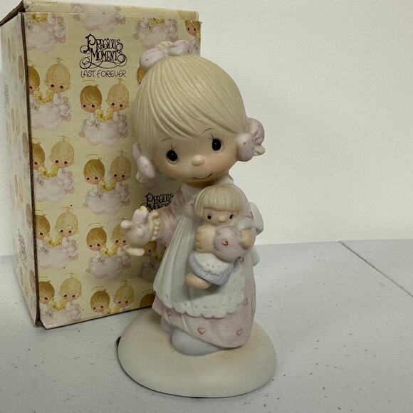 New in Box, 1977 Vintage Precious Moments JESUS IS THE LIGHT Figurine - Picture 3 of 8